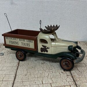 Melancholy moose Lodge Truck
